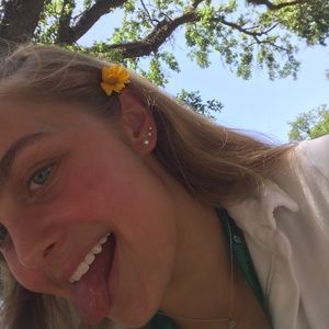 Meet your Posher, Sophia